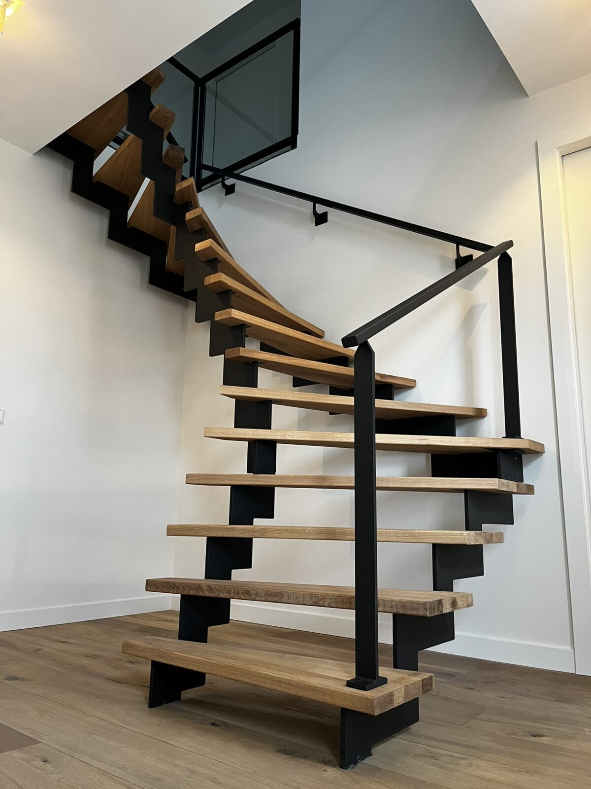 Stalen Halfslagtrap Nieuwleusen